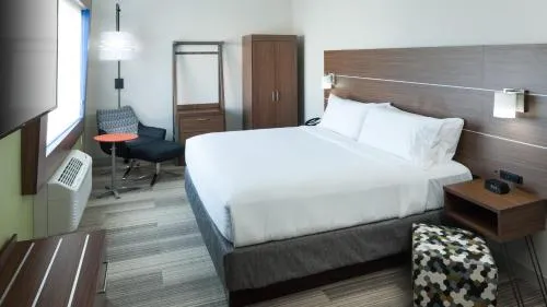 Holiday Inn Express & Suites Orlando At SeaWorld by IHG - With Free Shuttle Service to SeaWorld Parks photo 26