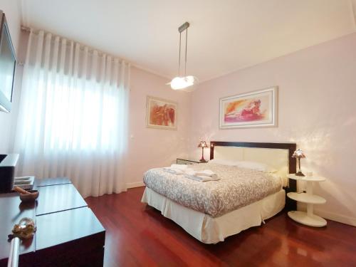 Entire floor parque nacoes prime apartments expo30
