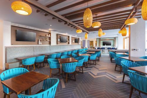 Holiday Inn Express & Suites Orlando At SeaWorld by IHG - With Free Shuttle Service to SeaWorld Parks photo 46