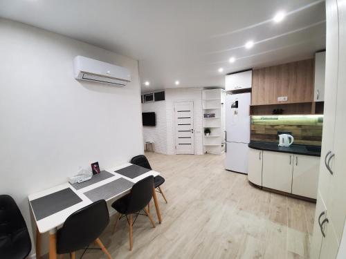 Cuisine ou kitchenette dans l'établissement Sleep & Flight
