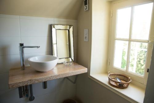 A bathroom at Le Clos des Péziers