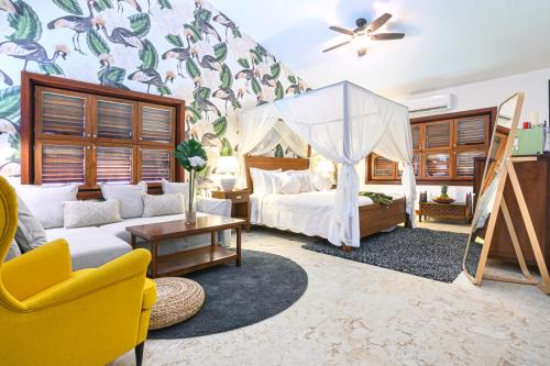 Rúm í herbergi á Selectum Hacienda Punta Cana