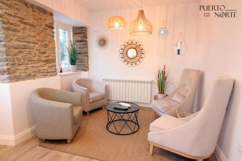 Afbeelding uit fotogalerij van Apartamentos Puerto Norte - Apto 2 in Puerto de Vega