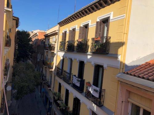 Cozy & Stylish apartment in the Center, Madrid – Updated 2022 ...