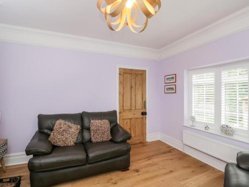 49 Ulwell Road – Photos 2