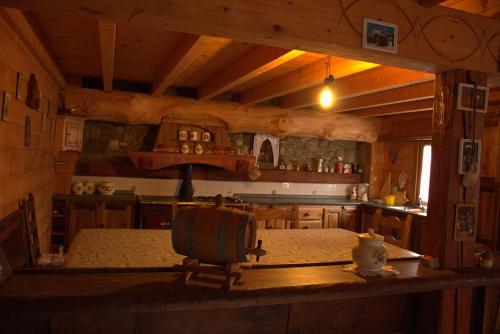 Fotografie z fotogalerie ubytování CHALET MONT AVIC v destinaci Champdepraz