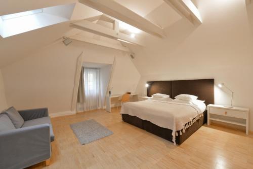 Postel nebo postele na pokoji v ubytování Eclectic Loft Royal Way