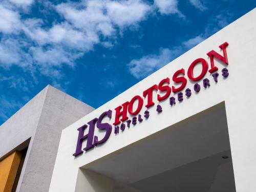Ein Zertifikat, Auszeichnung, Logo oder anderes Dokument, das in der Unterkunft HS HOTSSON Hotel Tampico ausgestellt ist