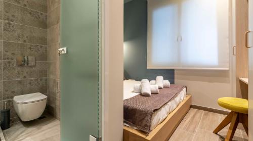 Koupelna v ubytování “Champions” Apartment in N. Kosmos neighbourhood