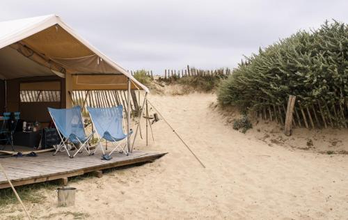 Spiaggia vicina o nei dintorni del campeggio