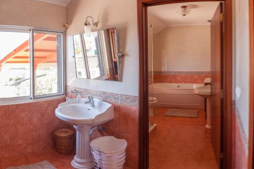 Koupelna v ubytování Quinta do Pico