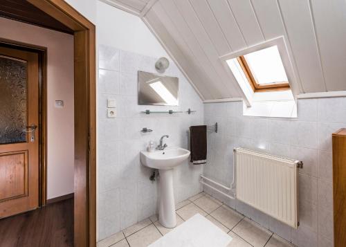 Ванна кімната в Belle-Aire Vendégház Mátraszentlászló
