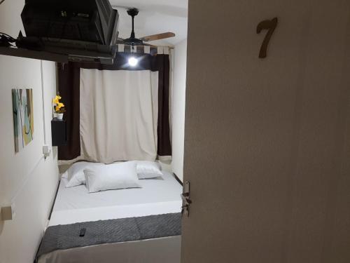 Katil atau katil-katil dalam bilik di HOTEL CASTELINHO DE SOROCABA