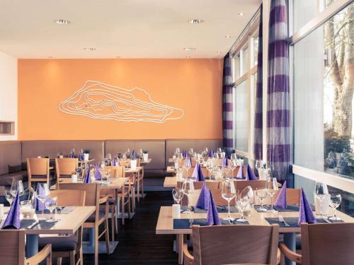 Restoran ili drugo mesto za obedovanje u objektu Mercure Hotel Bielefeld Johannisberg