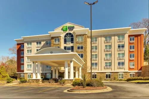 Holiday Inn Express & Suites Columbus - Ft Benning Maingate by IHG in Columbus