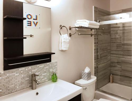 Downtown Spectrum - Location - Comfort - Style tesisinde bir banyo