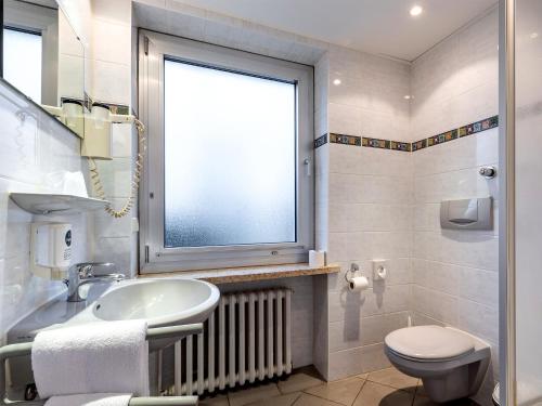 ห้องน้ำของ Hotel Hannover-Garbsen