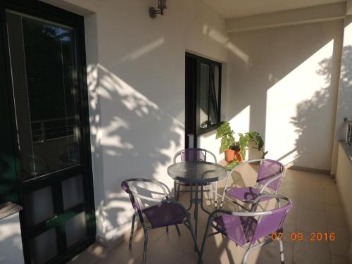 Μπαλκόνι ή βεράντα στο Apartments Suljic - Cash Only Property