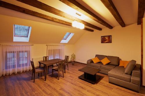 Posezení v ubytování Aparthotel Na Mytniy