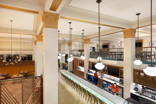 Restaurace v ubytování Hotel Indigo - Winston-Salem Downtown by IHG