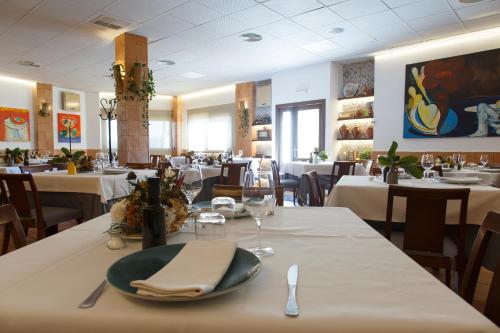Restoranas ar kita vieta pavalgyti apgyvendinimo įstaigoje La Orza de Angel