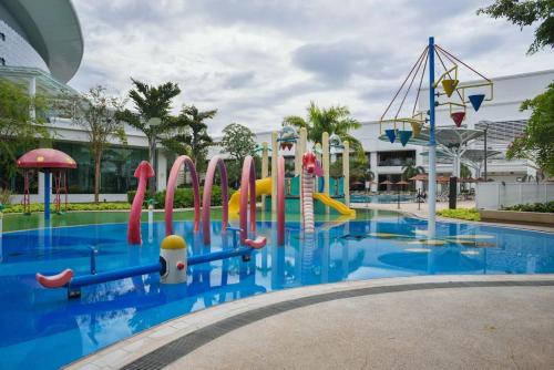 Raja Residence Cozy Homestay 4 Rooms 4bathrooms Near D Tempat Country Club Seremban Malaysia Booking Com