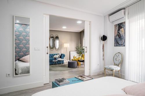 Posteľ alebo postele v izbe v ubytovaní Deluxe Rue Bohème