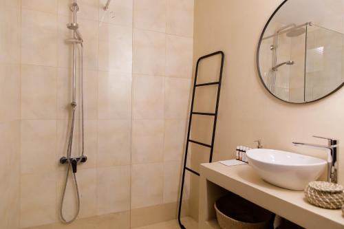 Soho Luxury Apartment