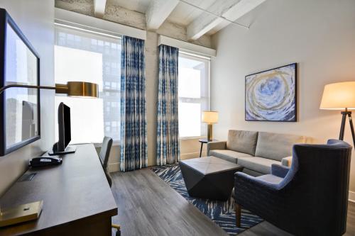 Hotel Indigo Kansas City - The Crossroads, an IHG Hotel Image