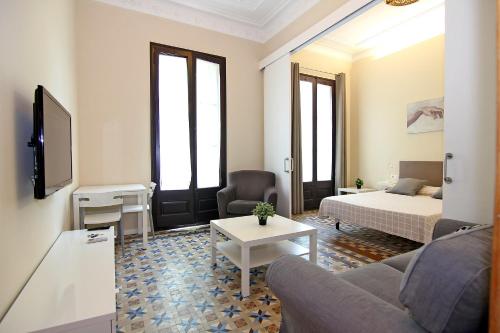 GIRONA - Modernist apartments next to Paseo de Gracia