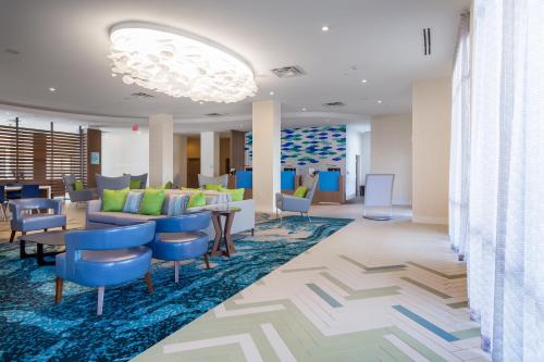 Holiday Inn Express & Suites Orlando At SeaWorld by IHG - With Free Shuttle Service to SeaWorld Parks photo 56