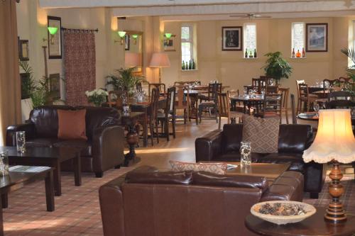A restaurant or other place to eat at Wye Valley Hotel