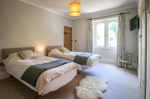 Gallery image of The Beeches Holiday Homes in Oakhill