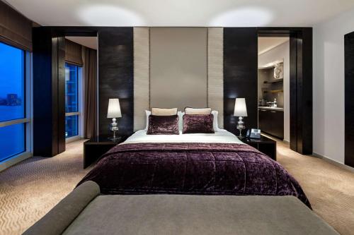 Radisson Blu Hotel, London Canary Wharf East Image