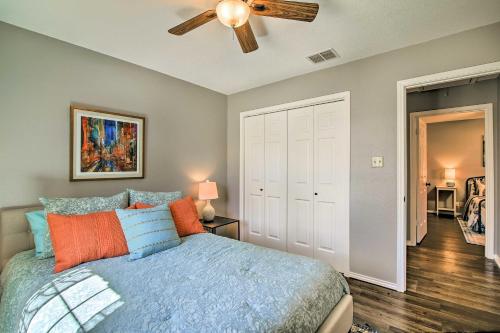 Gallery image of Downtown Boerne Home on Cibolo Creek with Fire Pit in Boerne