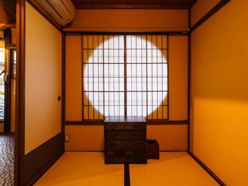 100 years old traditional Kyoto Machiya townhouse - K's Villa