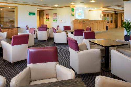 Χώρος καθιστικού στο Holiday Inn Colchester by IHG