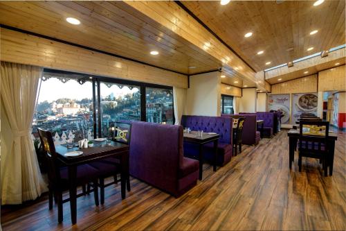Gallery image of Sumitel Hotel 500 meters from Mall Road in Darjeeling