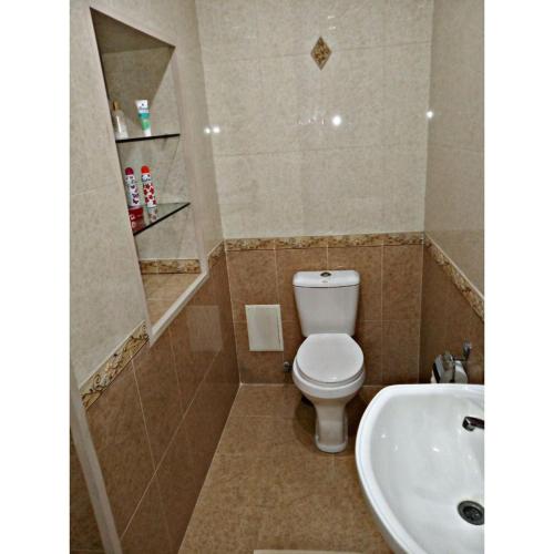 Ένα μπάνιο στο Rahmat guesthouse