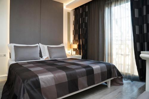 Economy Double Room with City View