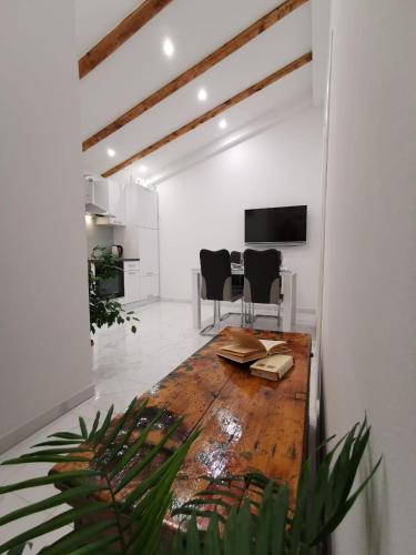 Apartmani Pina 2