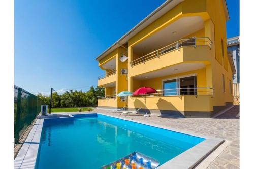 Apartment Heaven Hill