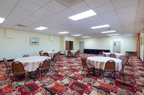a conference room with tables and chairs in it at Quality Inn Easton in Easton