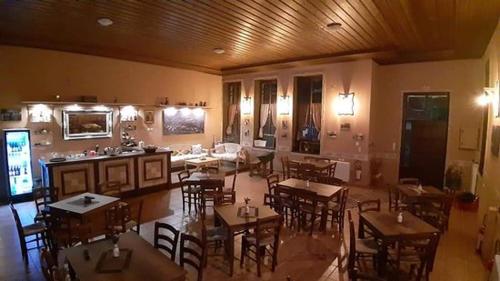 Foto dalla galleria di Peklaritiko Steki a Pigí