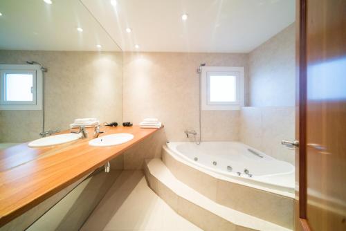 Ванна кімната в El Pi de Sant Just - Habitacions i Apartaments