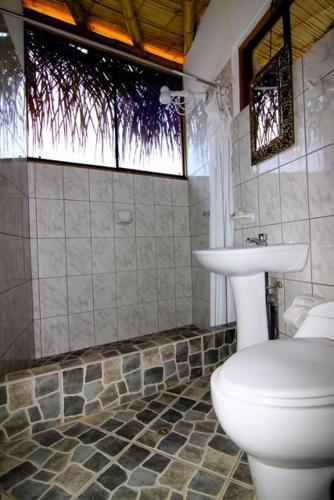 Vannituba majutusasutuses Oceanic Bungalows