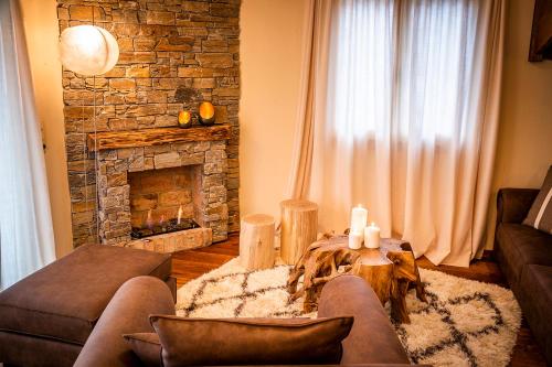 Golden Hill Country Chalets & Suites