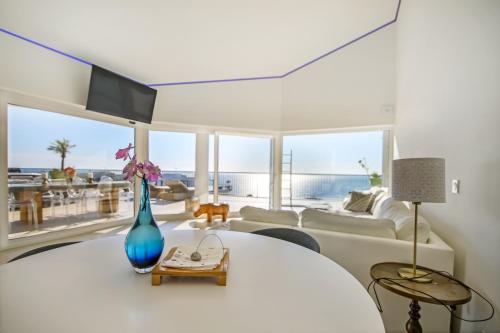 Luxury penthouse with Jacuzzi and Seaviews, Benalmádena ...
