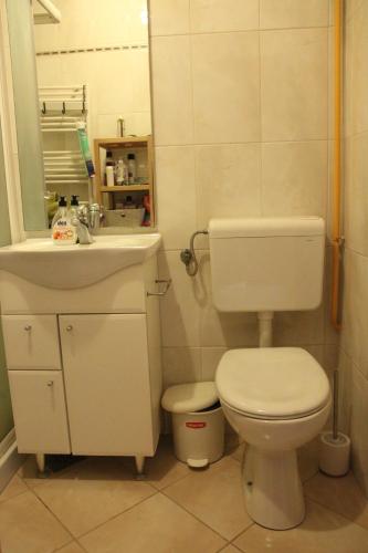 Kylpyhuone majoituspaikassa HAPPY & COSY place, Via Trieste