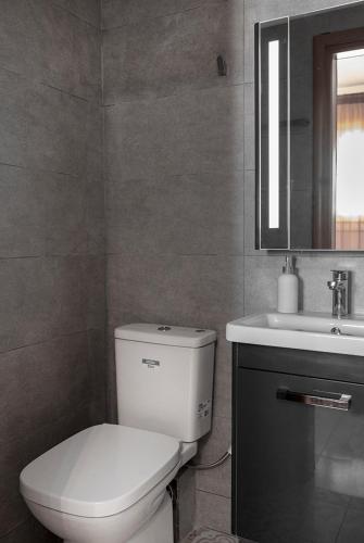 Egnatia Flat